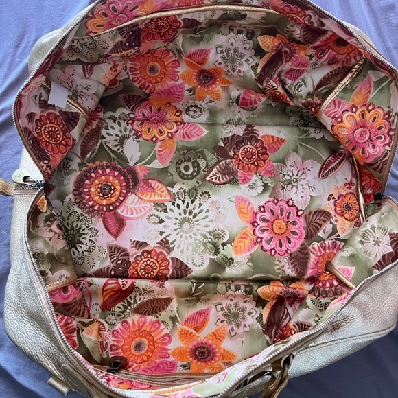 Bridget Shuster duffle bag - Picture 3 of 10